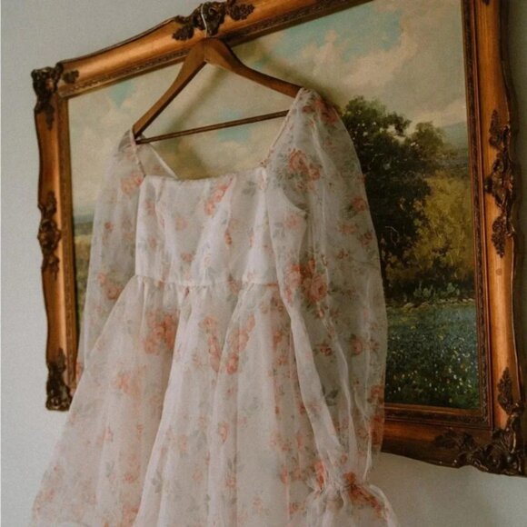 SHEIN puff sleeve floral dress - Picture 2 of 7